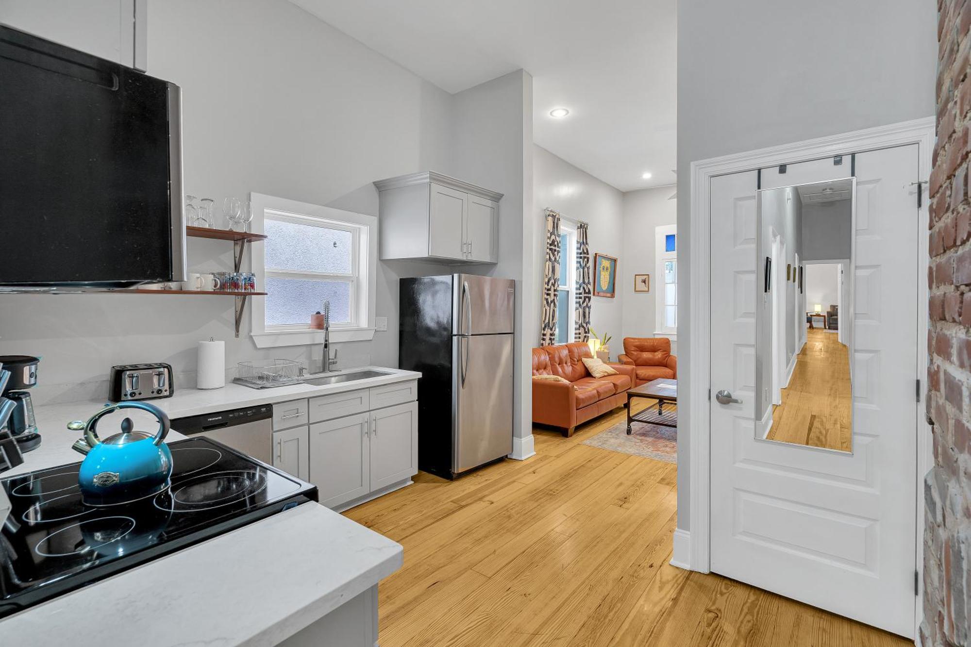 The Toussaint House Of Midcity Enjoy Holiday home New Orleans